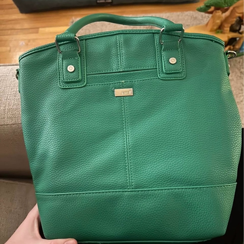 Jewell by thirty one bag